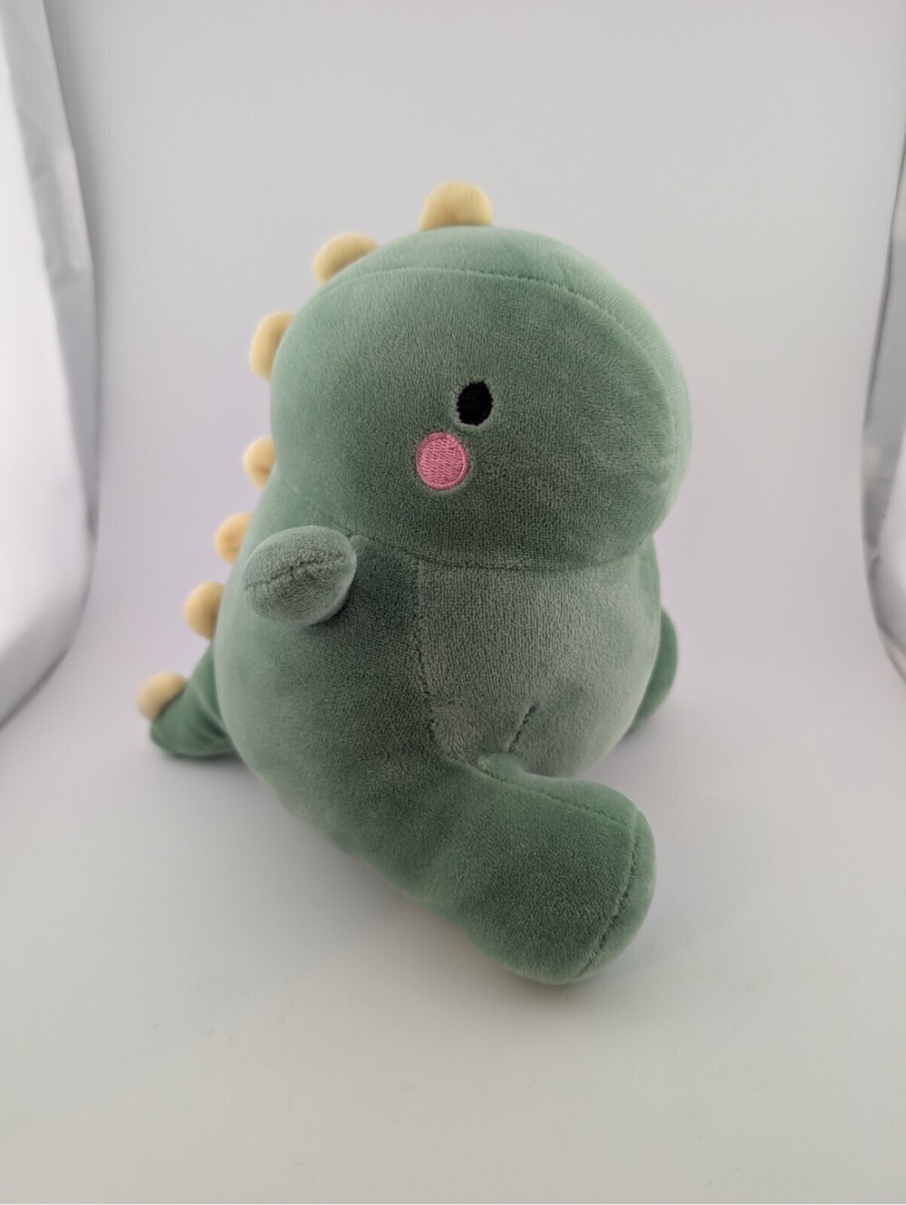 Short Fat Dinosaur Plushie Green Soft Dino Stuffed Animal Cute Kawaii 8"